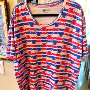 LuLaRoe 2XL shirt